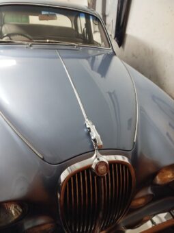 
										Restored 1966 Jaguar 3 Series full									