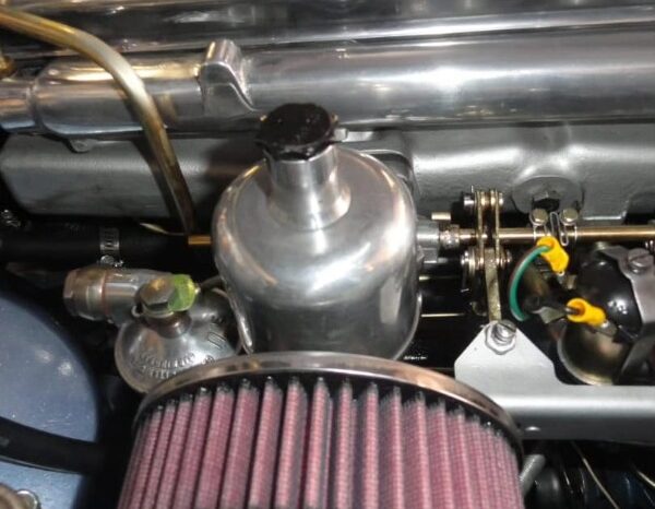 
								Restored 1966 Jaguar 3 Series full									