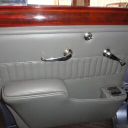 
										Restored 1966 Jaguar 3 Series full									