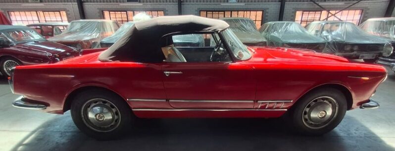 
								Project 1962 Alfa Romeo Touring Spider 2000 Tipo 102 full									