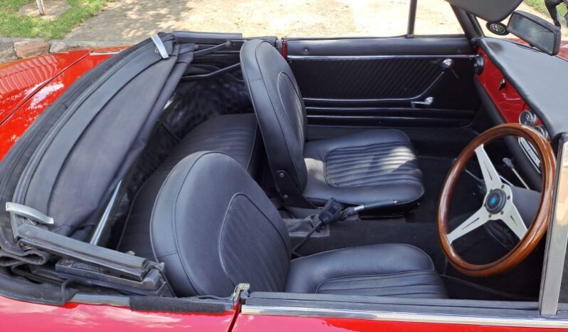 
								Used 1967 Alfa Romeo Spider 1300 Series I Round-tail Duetto full									
