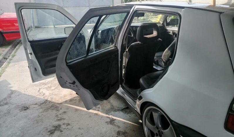 
								Original Condition 1992 Volkswagen Golf full									