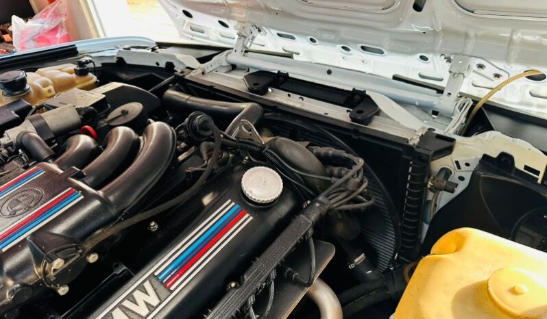 
								Semi Restored 1991 BMW 325is full									