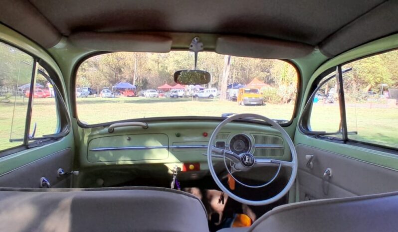 
								1963 Volkswagen Beetle full									