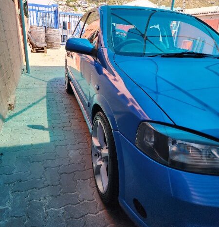 
								Semi Restored 2004 Opel Astra full									