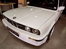 
										Restored 1990 BMW 325i Executive full									