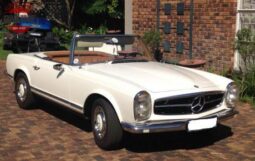 
										Mercedes-Benz 230SL Pagoda LHD Soft Top and Hard Top full									