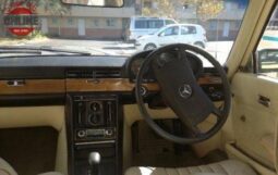 
										1976 MERCEDES BENZ full									