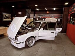 Restored 1990 BMW 325i Executive