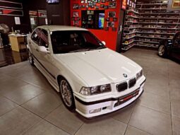 
										Original Condition 1997 BMW M3 Standard Edition full									