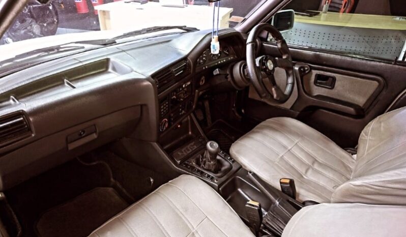 
								Restored 1990 BMW 325i Executive full									