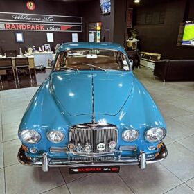 Restored 1968 Jaguar 420