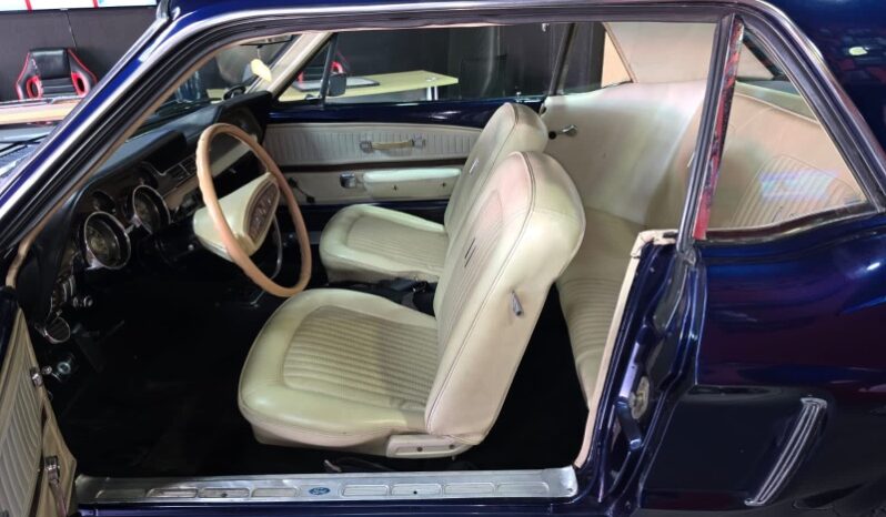 
								Semi Restored 1968 Ford Mustang full									