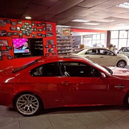 
										Original Condition 2011 BMW m3 Competition full									