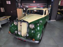 
										Restored 1948 Rover 75 Sports Saloon full									