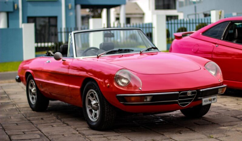 
								1974 Alfa Romeo Spider 2000L full									