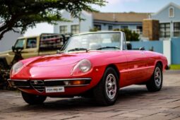 
										1974 Alfa Romeo Spider 2000L full									
