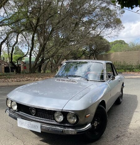 
								Restored 1972 Lancia Fulvia Coupe 1300 full									