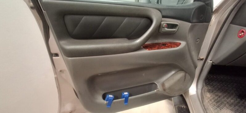 
								Used 2000 Toyota Land Cruiser full									