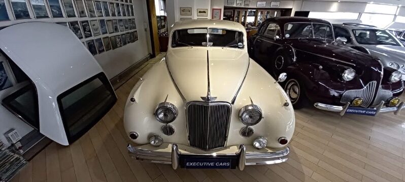 
								Original Condition 1956 Jaguar MK7 full									