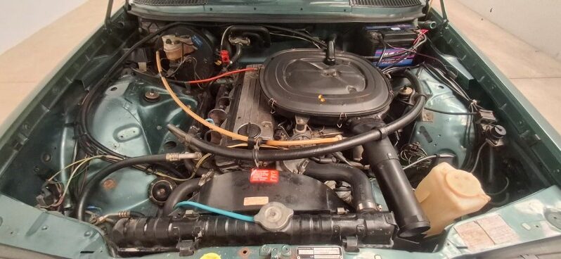 
								Original Condition 1983 Mercedes-Benz W123 230E full									