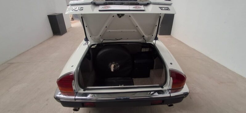 
								Used 1990 Jaguar XJS V12 CAB full									