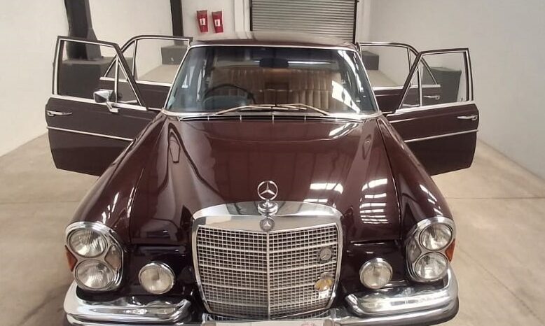 
								Used 1972 Mercedes-Benz W108 280SE full									