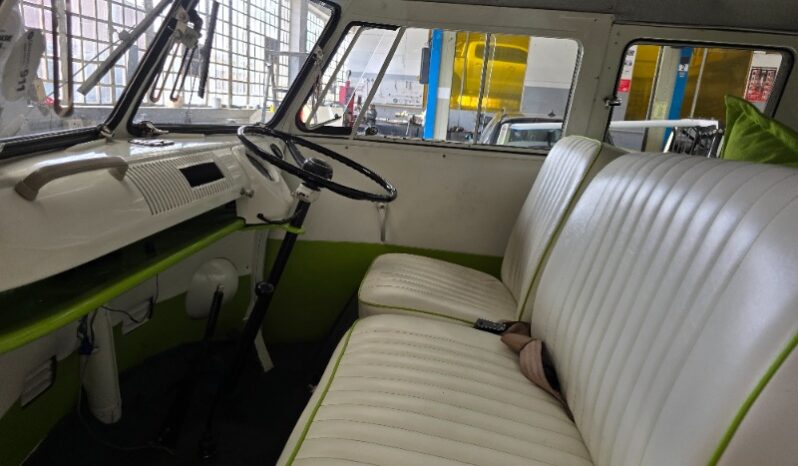 
								Used 1964 Volkswagen Split Window Kombi full									
