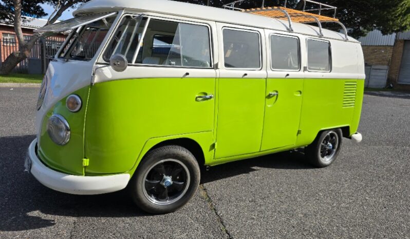 
								Used 1964 Volkswagen Split Window Kombi full									