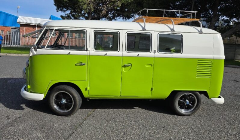 
								Used 1964 Volkswagen Split Window Kombi full									