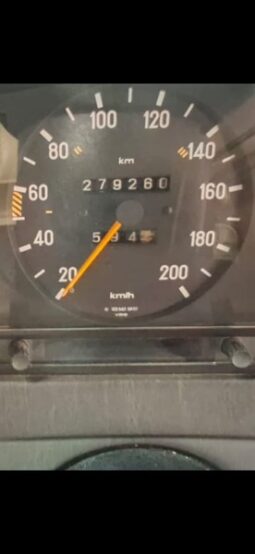 
										Original Condition 1983 Mercedes-Benz W123 230E full									