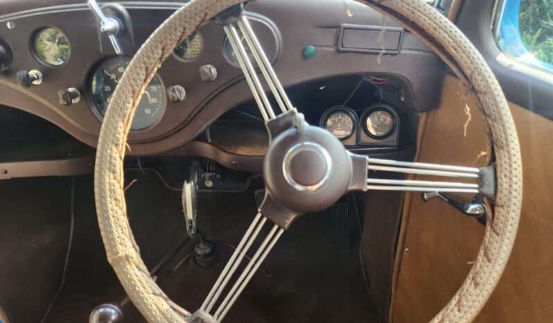 
								1953 Ford Prefect full									