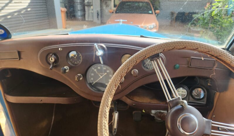 
								1953 Ford Prefect full									
