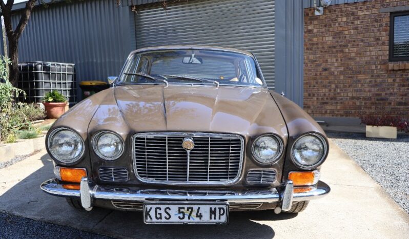 
								Used 1971 Jaguar XJ6 full									