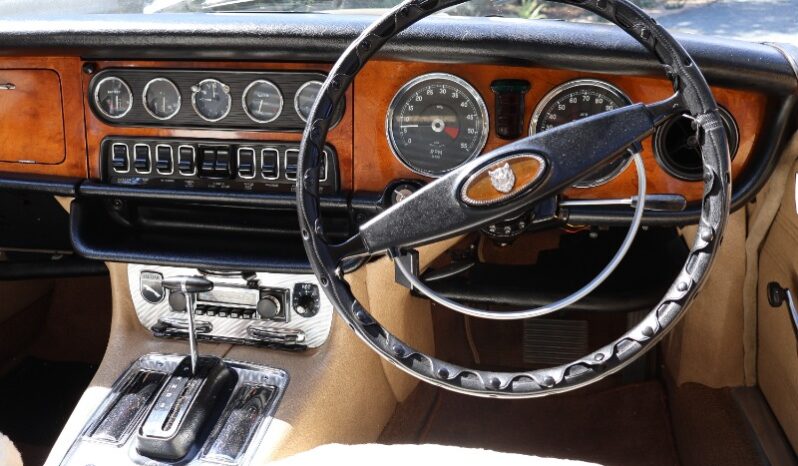 
								Used 1971 Jaguar XJ6 full									