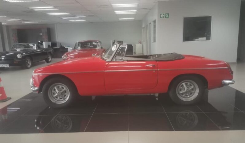 
								Used 1967 MGB Roadster full									