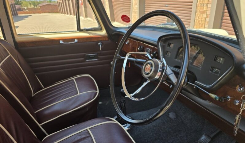
								Used 1960 MG Magnette full									