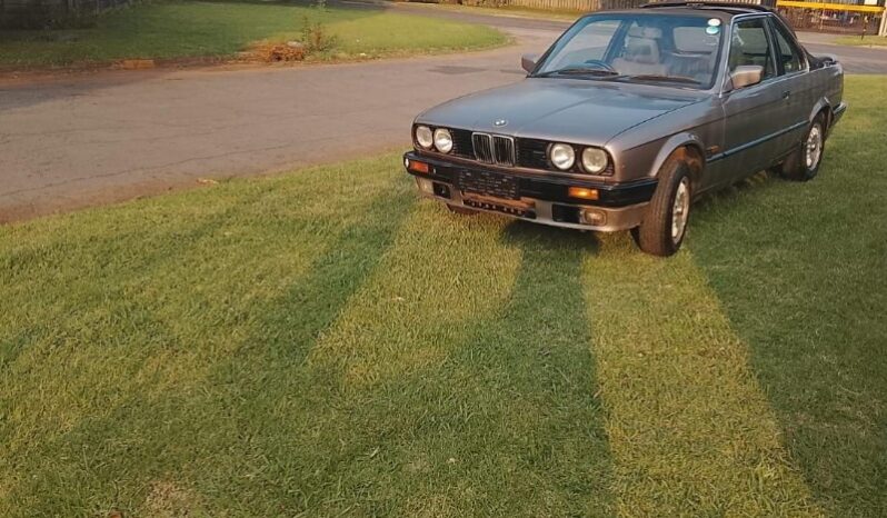 
								Original Condition 1988 BMW 325i Bauer Cabriolet full									