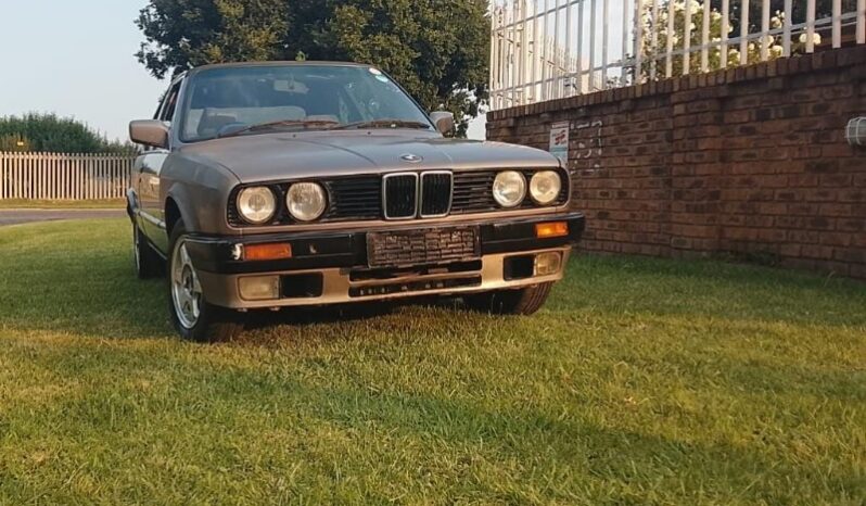 
								Original Condition 1988 BMW 325i Bauer Cabriolet full									