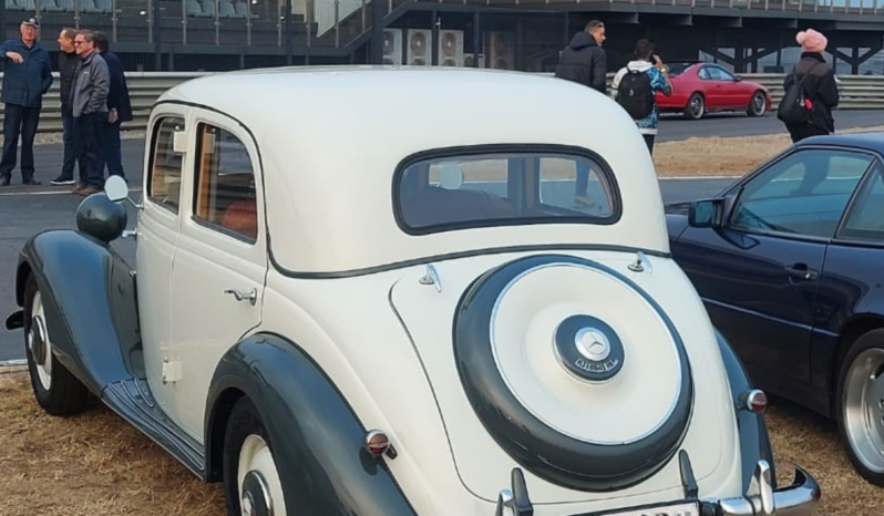 
								Restored 1953 Mercedes-Benz 170 D full									