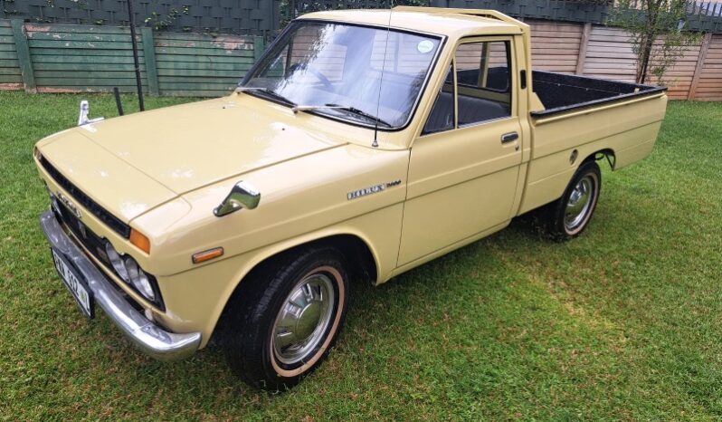 
								Semi Restored 1972 Toyota Hilux 1600 full									