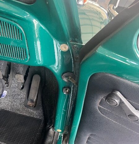 
								Restored 1974 Volkswagen Beetle 1600 full									