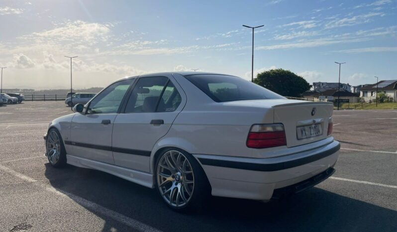
								1998 BMW E36 318IS AUTO full									