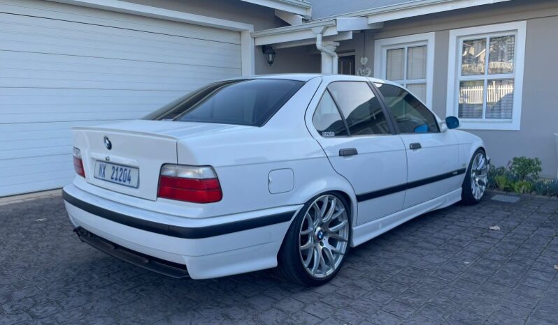 
								1998 BMW E36 318IS AUTO full									
