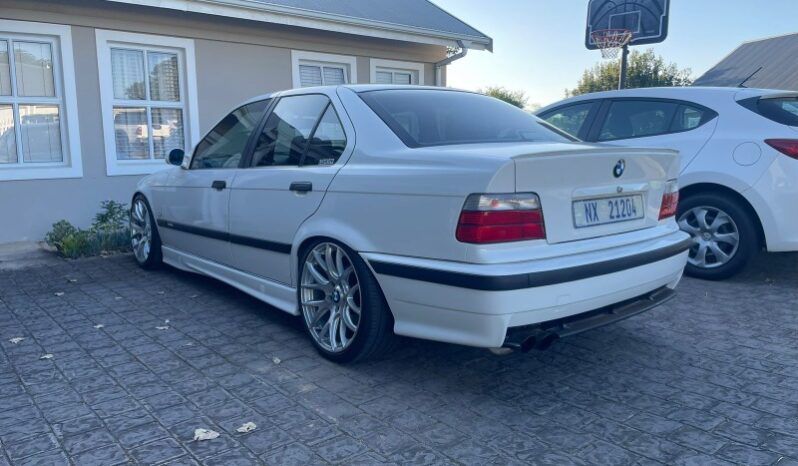 
								1998 BMW E36 318IS AUTO full									