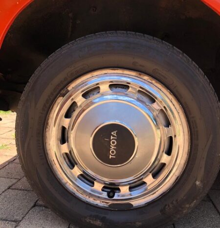 
								Used 1975 Toyota Corona full									