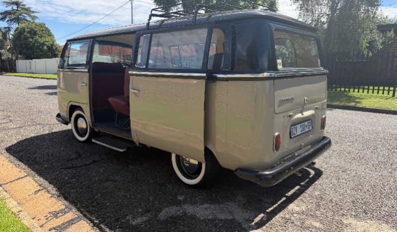 
								Used 1969 Volkswagen Lowlight Kombi Deluxe full									