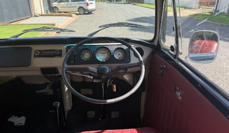 
								Used 1969 Volkswagen Lowlight Kombi Deluxe full									