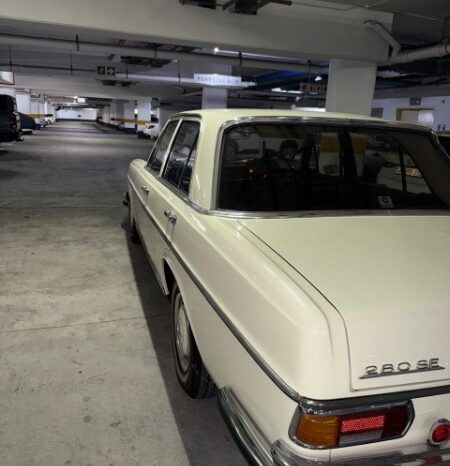 
								Used 1970 Mercedes-Benz 280SE W108 full									