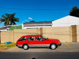 
										Used 1992 Mercedes-Benz W124 300TE full									